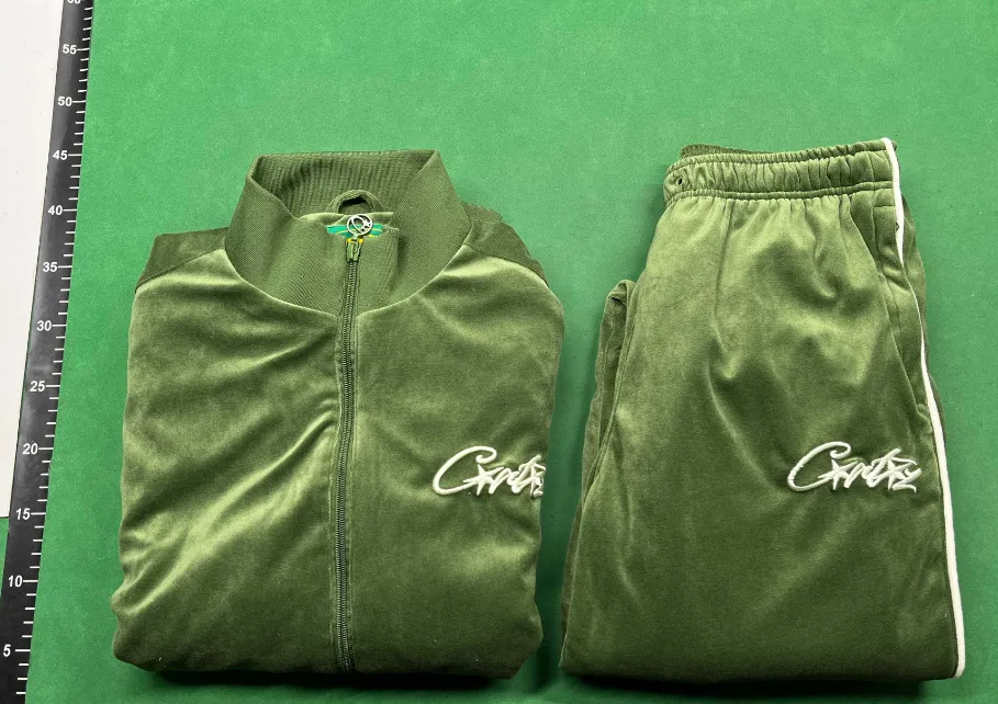 corteiz tracksuit thumbnail 2