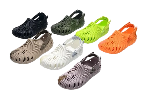 crocs thumbnail 2