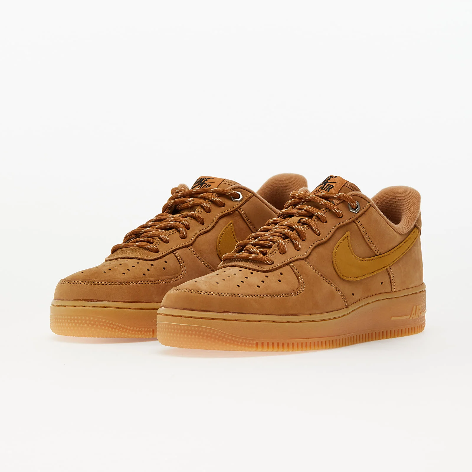 Popular Dunk Colorways thumbnail 5