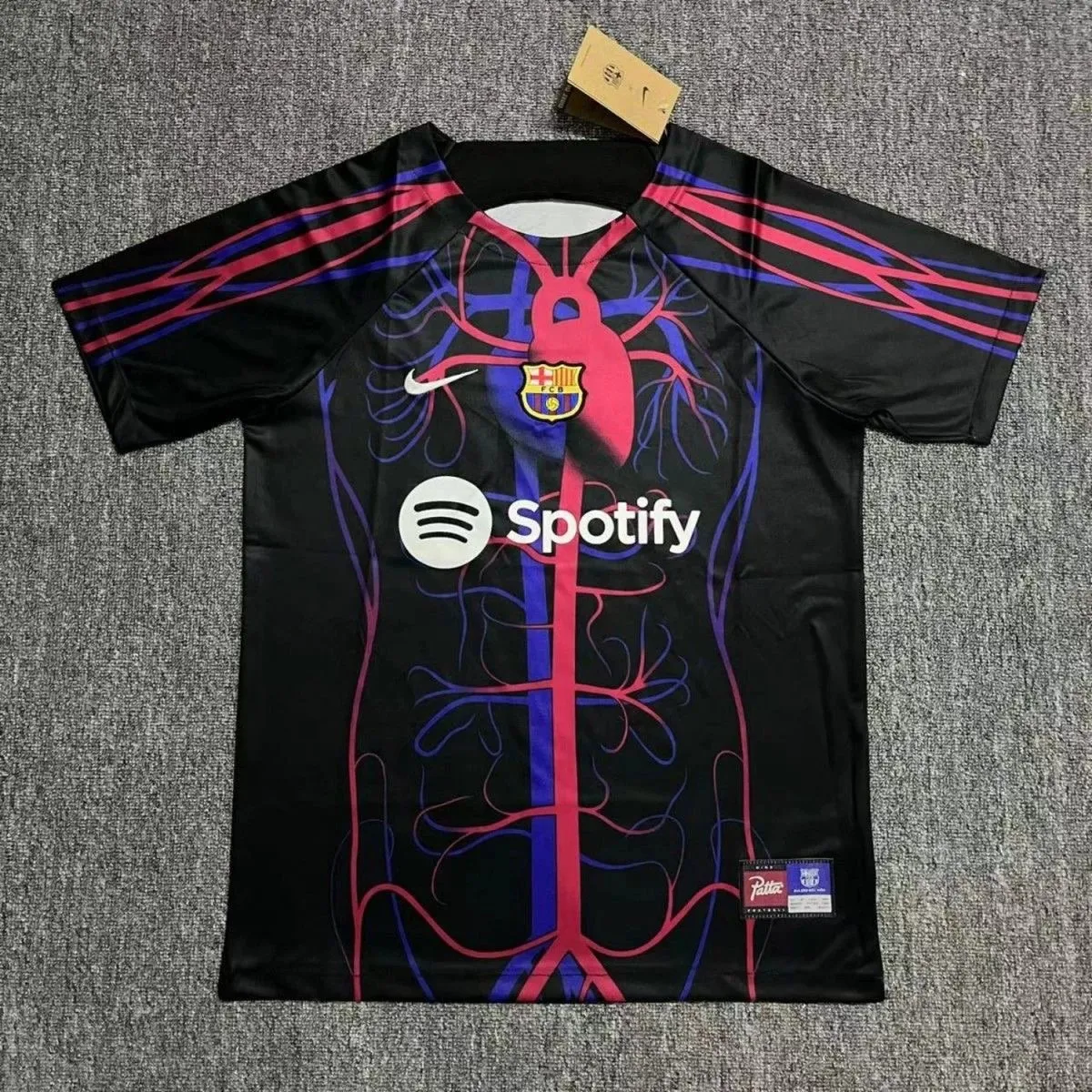 jerseys thumbnail 2