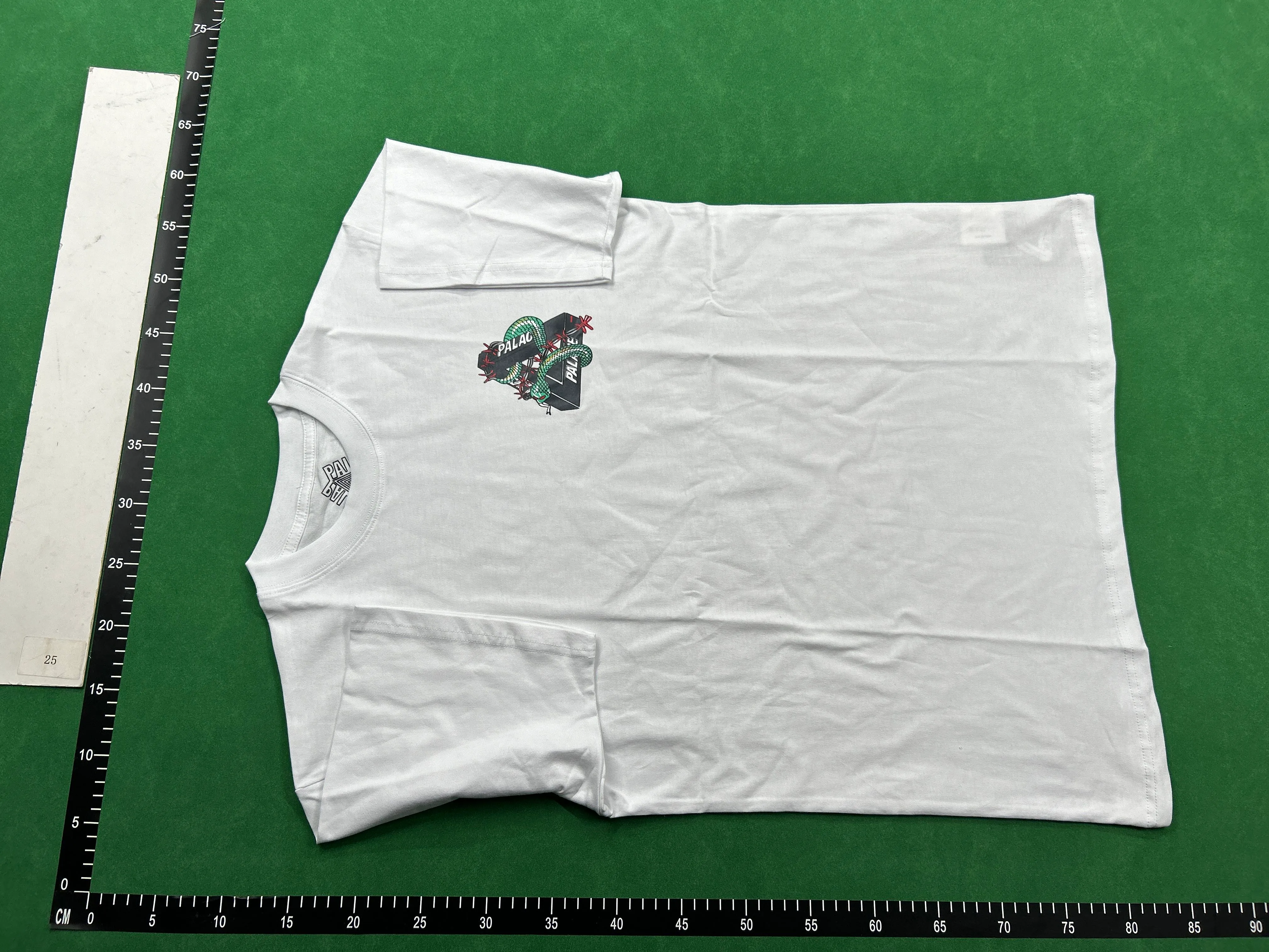 PALACE T shirt thumbnail 3