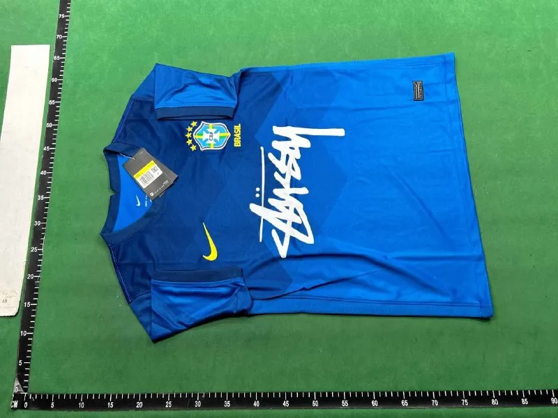 Jerseys thumbnail 2